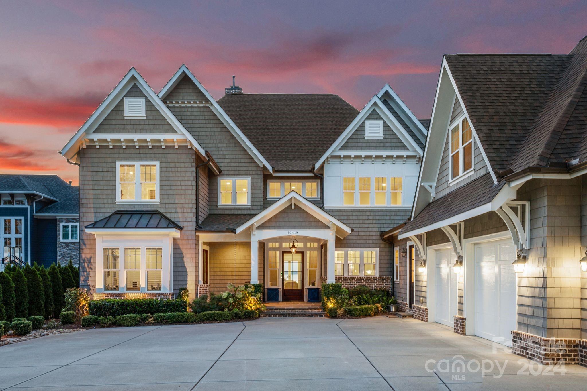 Diane Shores - Residential