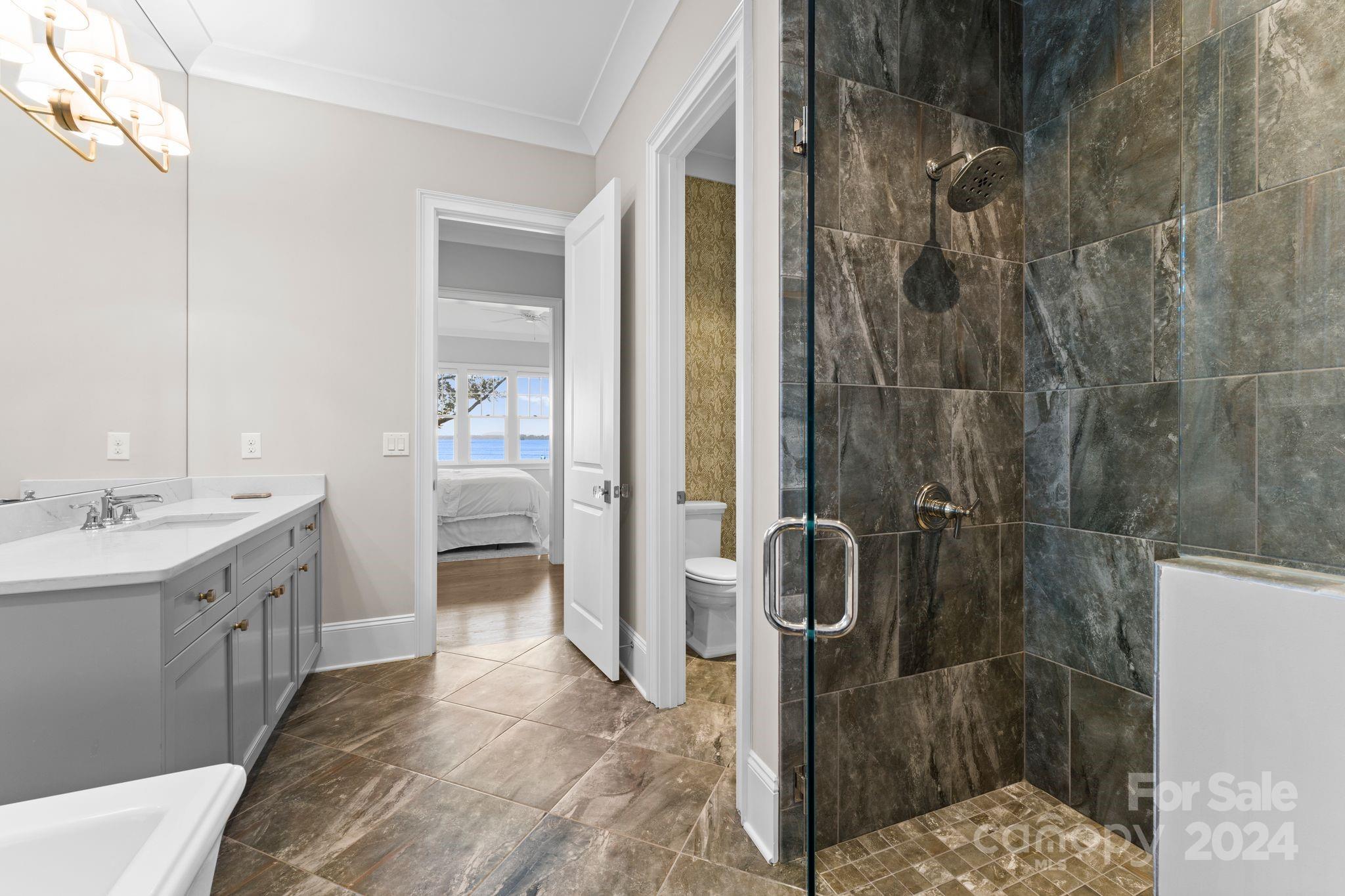 Diane Shores - Residential