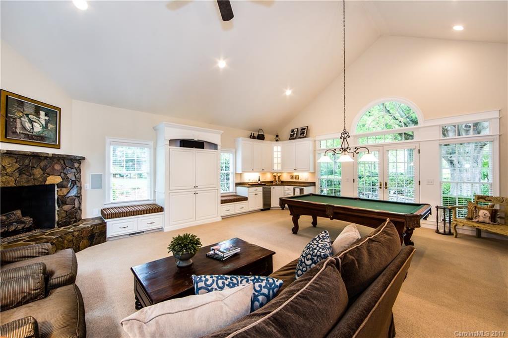 Barclay Downs - Residential