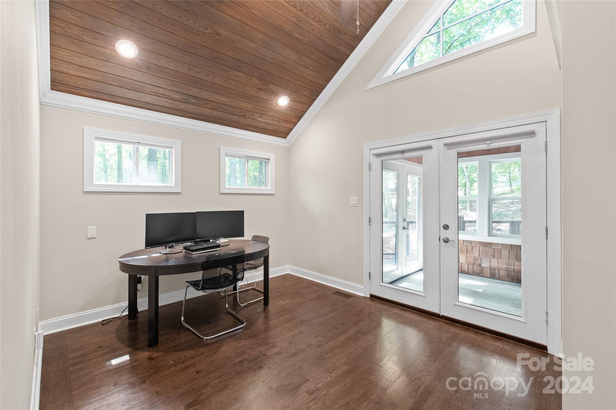 Charter Oaks - Residential