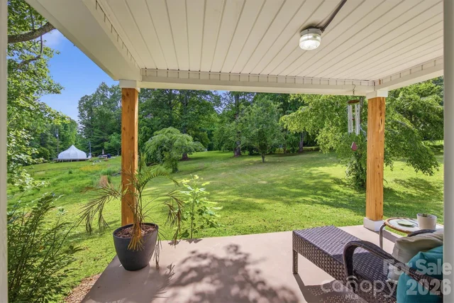 331 Johnson Caldwell Road, photo 2 of 22