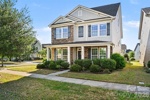 Photo of 8103 Kalson Street, Huntersville, NC 28078 (MLS # 4372214)