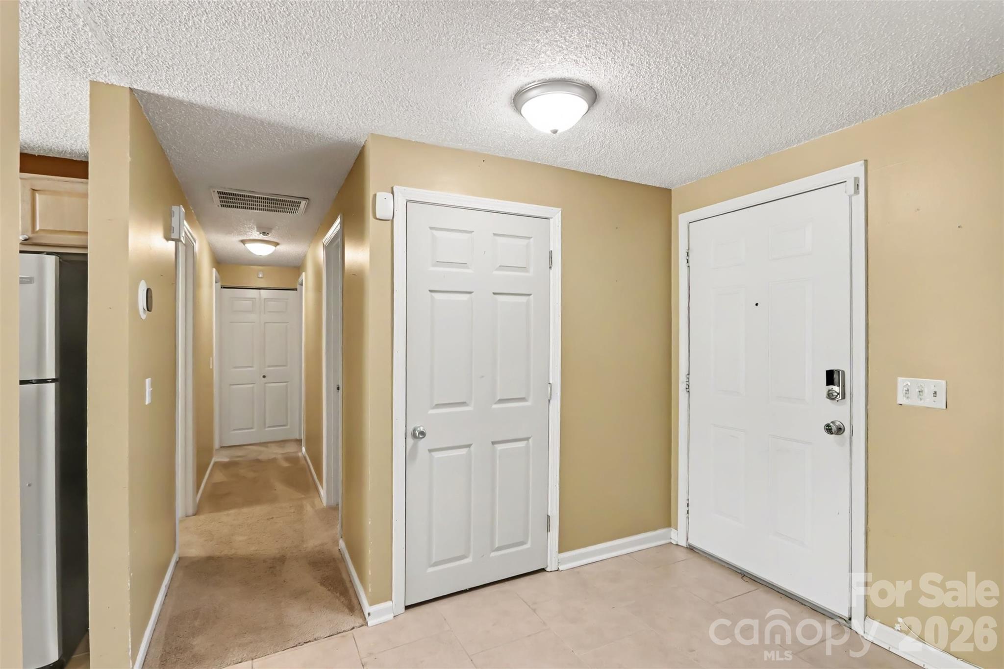 3001 Old House Circle