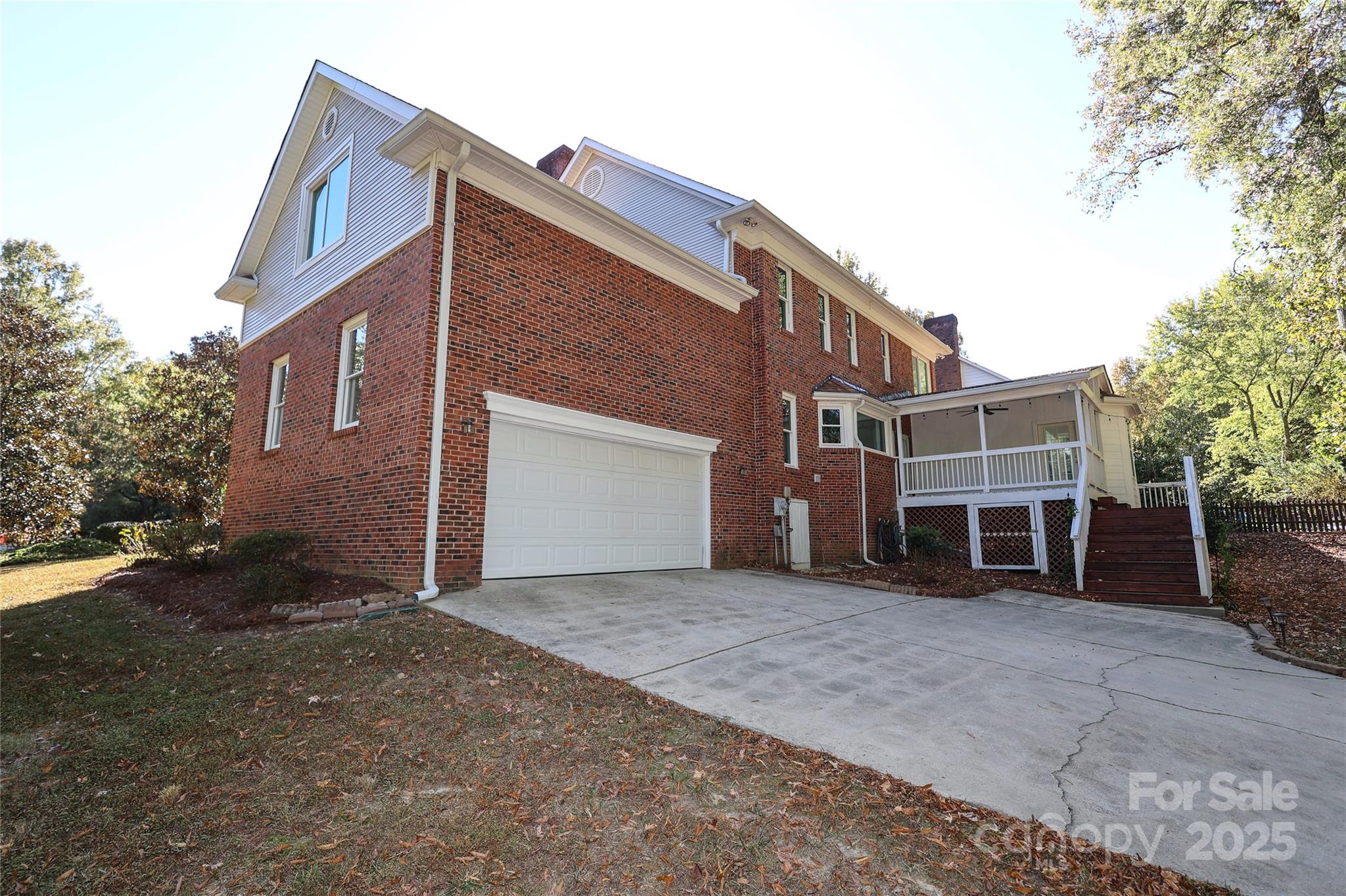 10431 Wyndham Forest Drive E