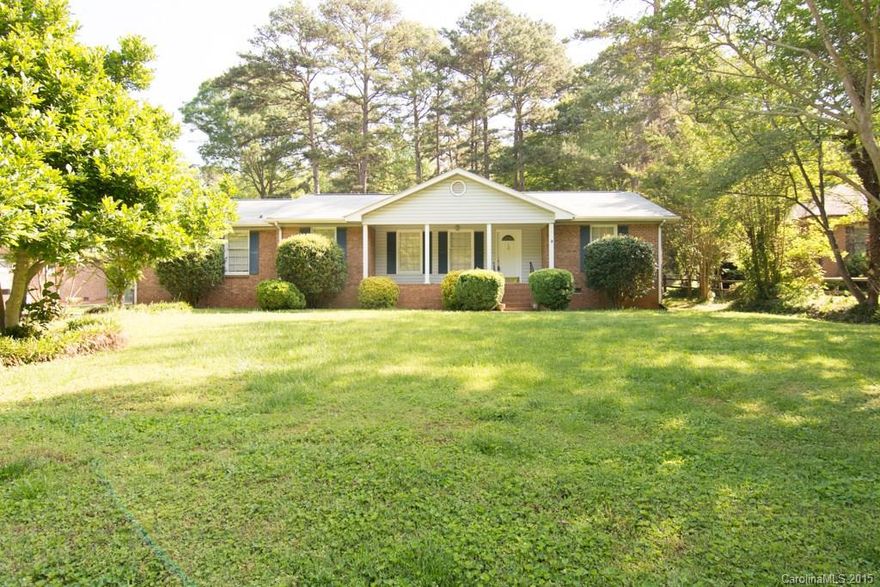 REDUCED BELOW APPRAISAL!  Remodeled ranch with rocking chair front porch in this desirable Mint Hill neighborhood. Almost 1/2 acre of land!  Beautifully remodeled kitchen with upgraded stainless steel appliances, granite counter tops and cherry cabinets. Brand new windows.  Roof is 3 years old, HVAC is 2 years old. Fenced back yard with pet corral.  Move in ready!  Just a few blocks to Mint Hill Municipal Park and convenient to shopping and Uptown.