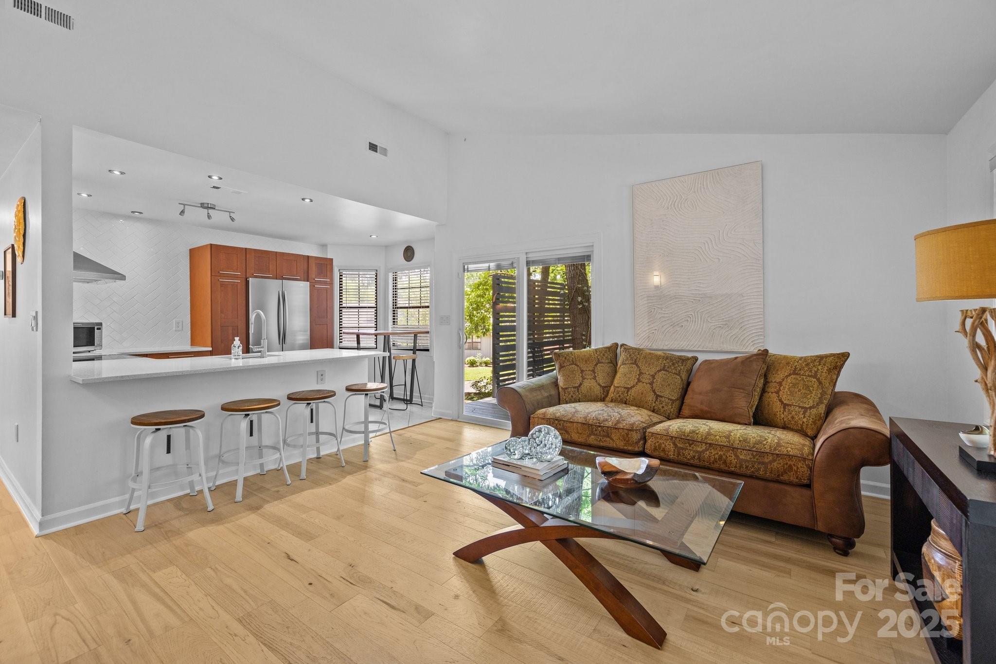 498 Glory Court