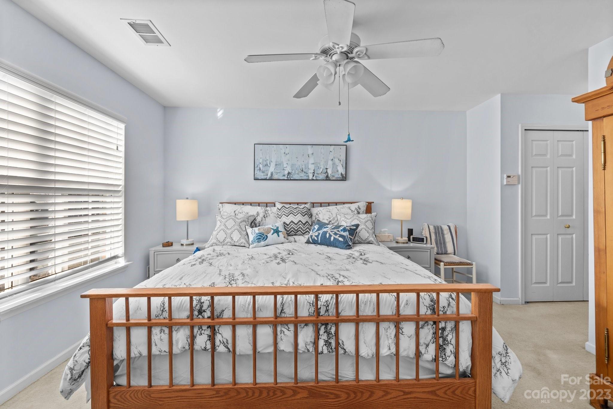 The Townes at River Crossing - Residential