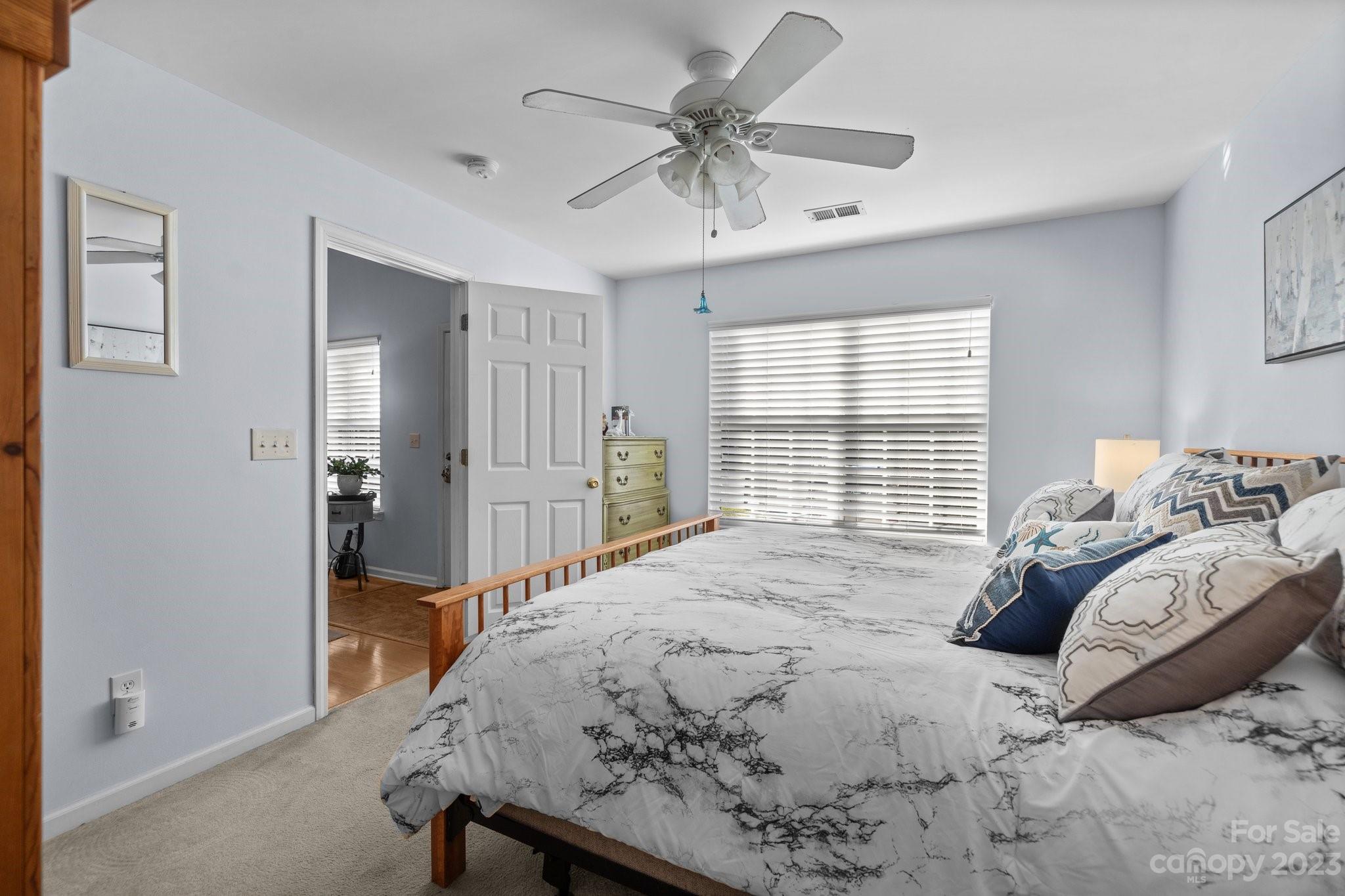 The Townes at River Crossing - Residential