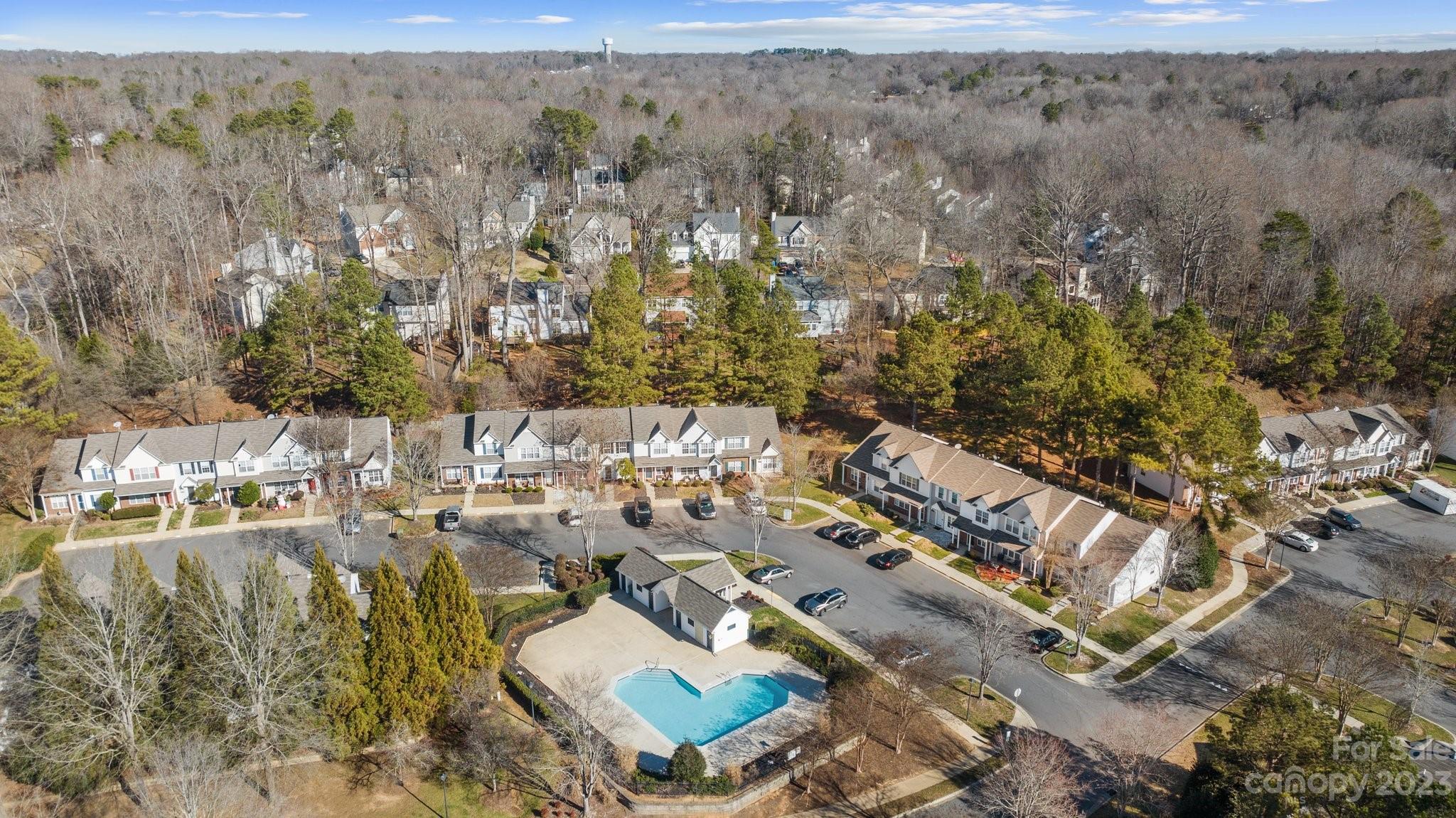 The Townes at River Crossing - Residential