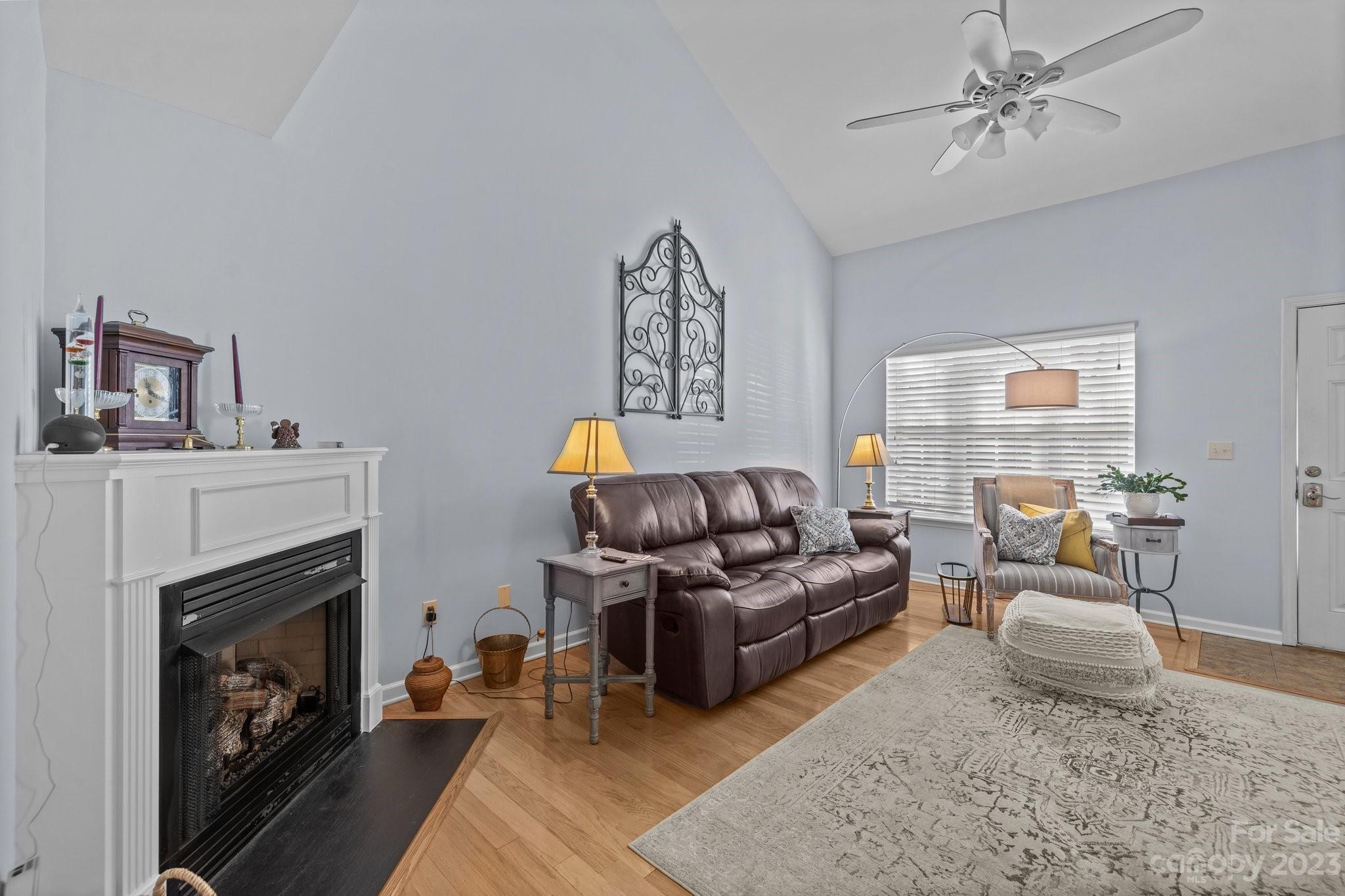 The Townes at River Crossing - Residential