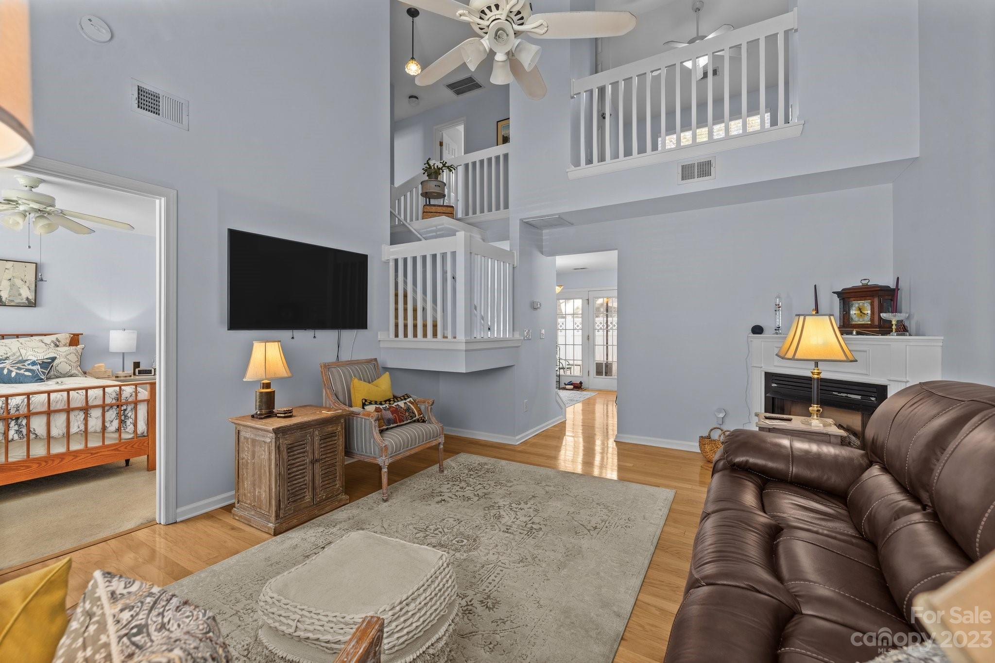 The Townes at River Crossing - Residential