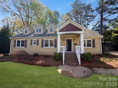 Photo of 4467 Woodlark Lane, Charlotte, NC 28211 (MLS # 4362329)