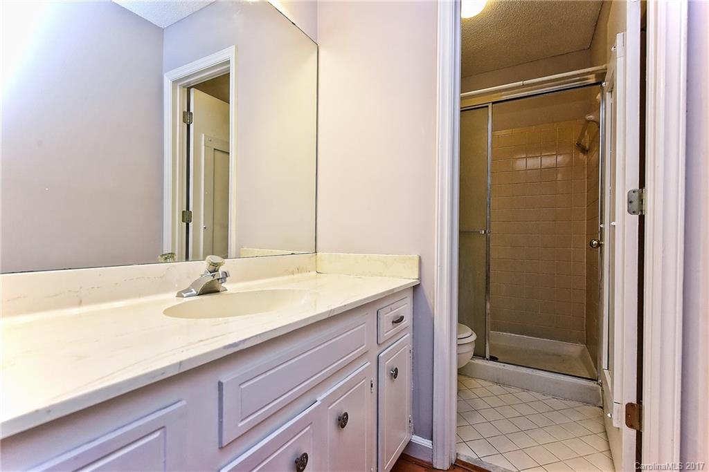 Candlewyck - Residential