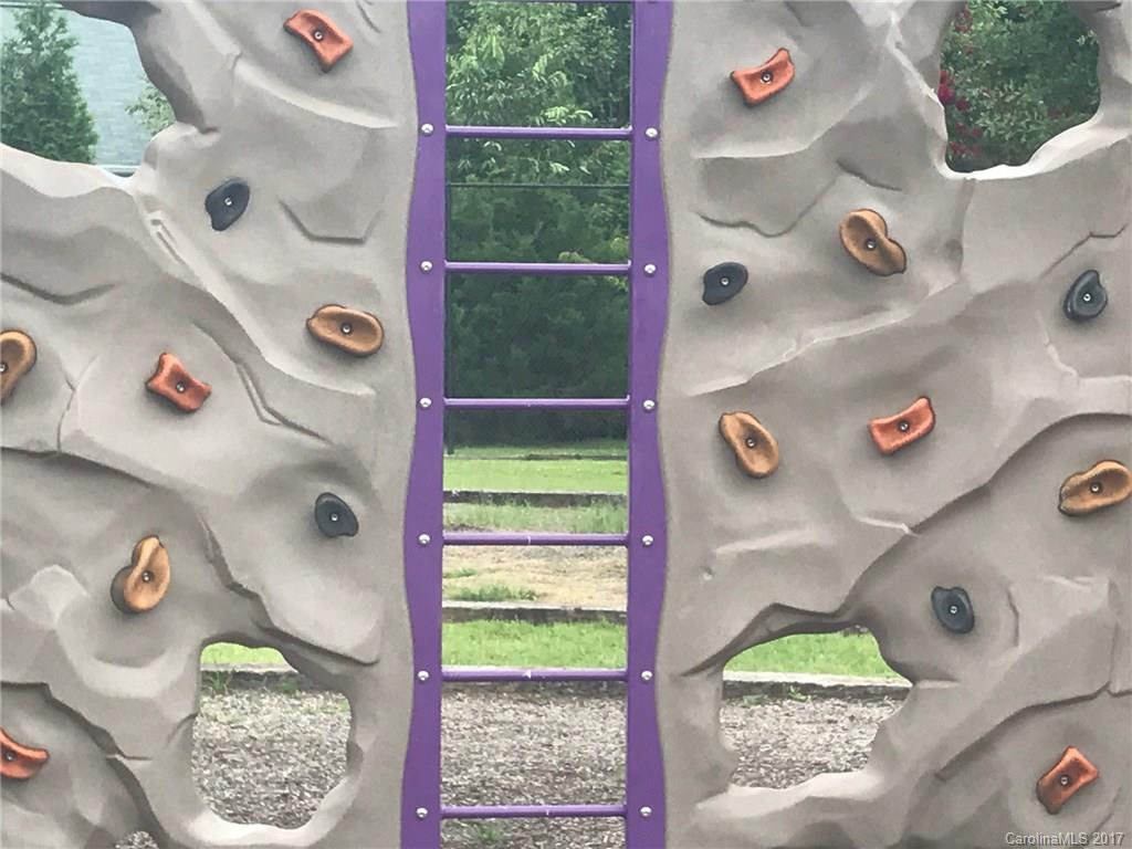 Candlewyck - Residential