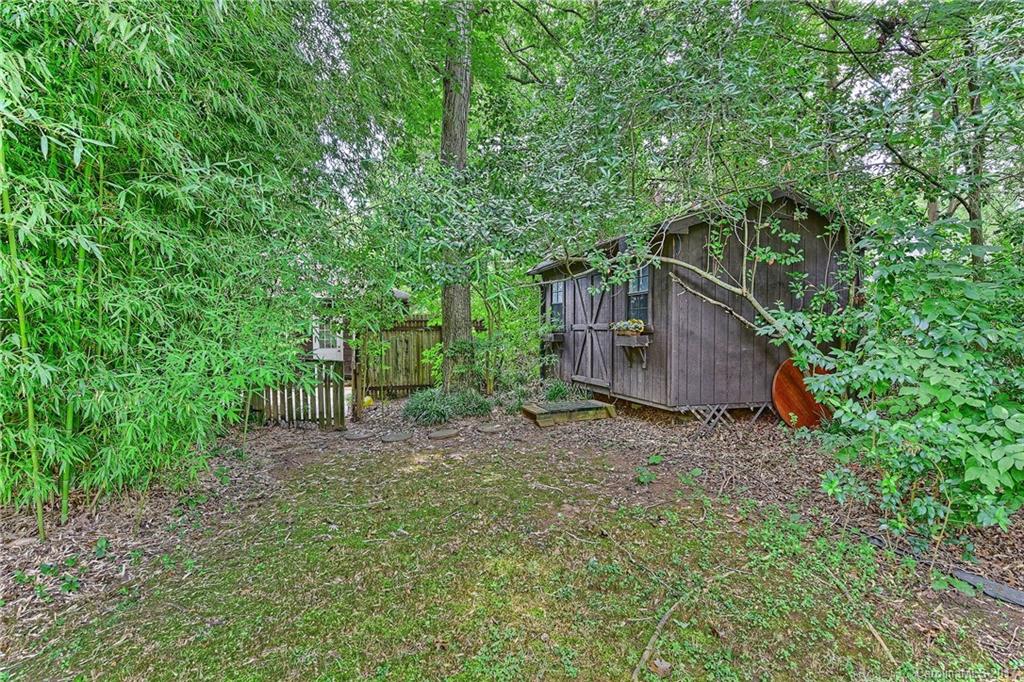 Candlewyck - Residential