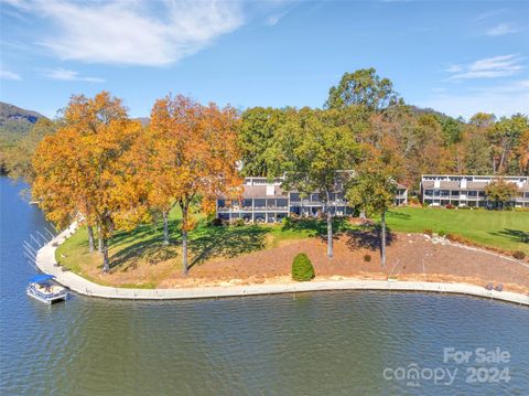 A home in Lake Toxaway