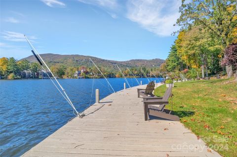 A home in Lake Toxaway