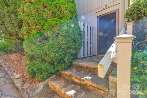 A home in Lake Toxaway