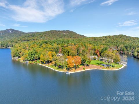 A home in Lake Toxaway