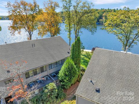 A home in Lake Toxaway