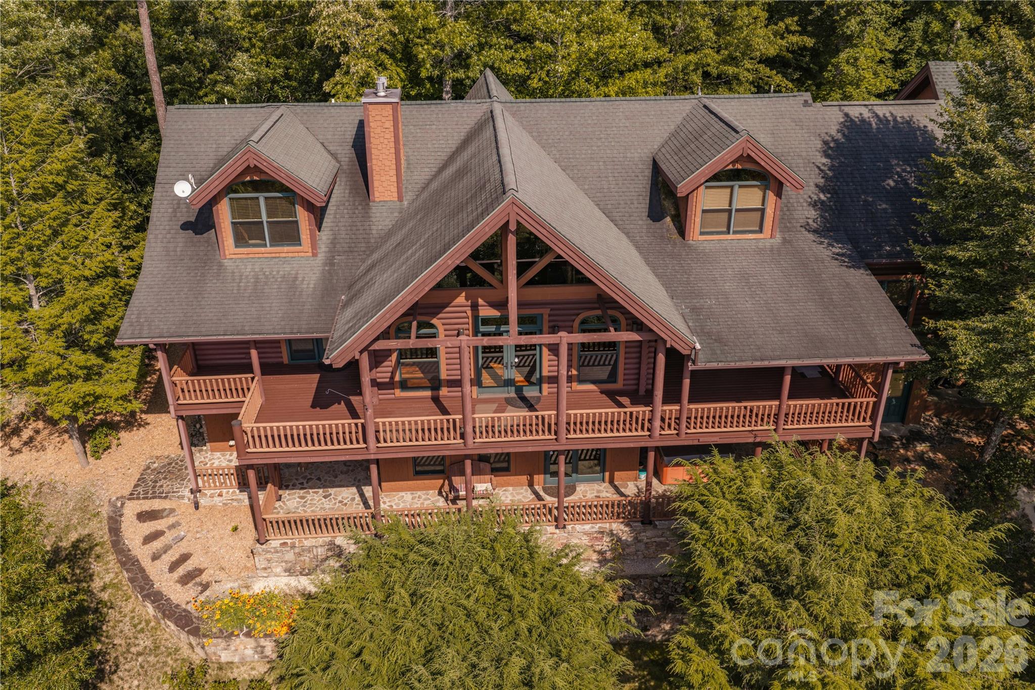 925 Appalachian Way