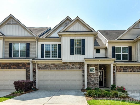 6017 CARROLLTON LN, CHARLOTTE, NC 28210 - Image 6b2912495b979942f52e554dca9f2cfe/447056894