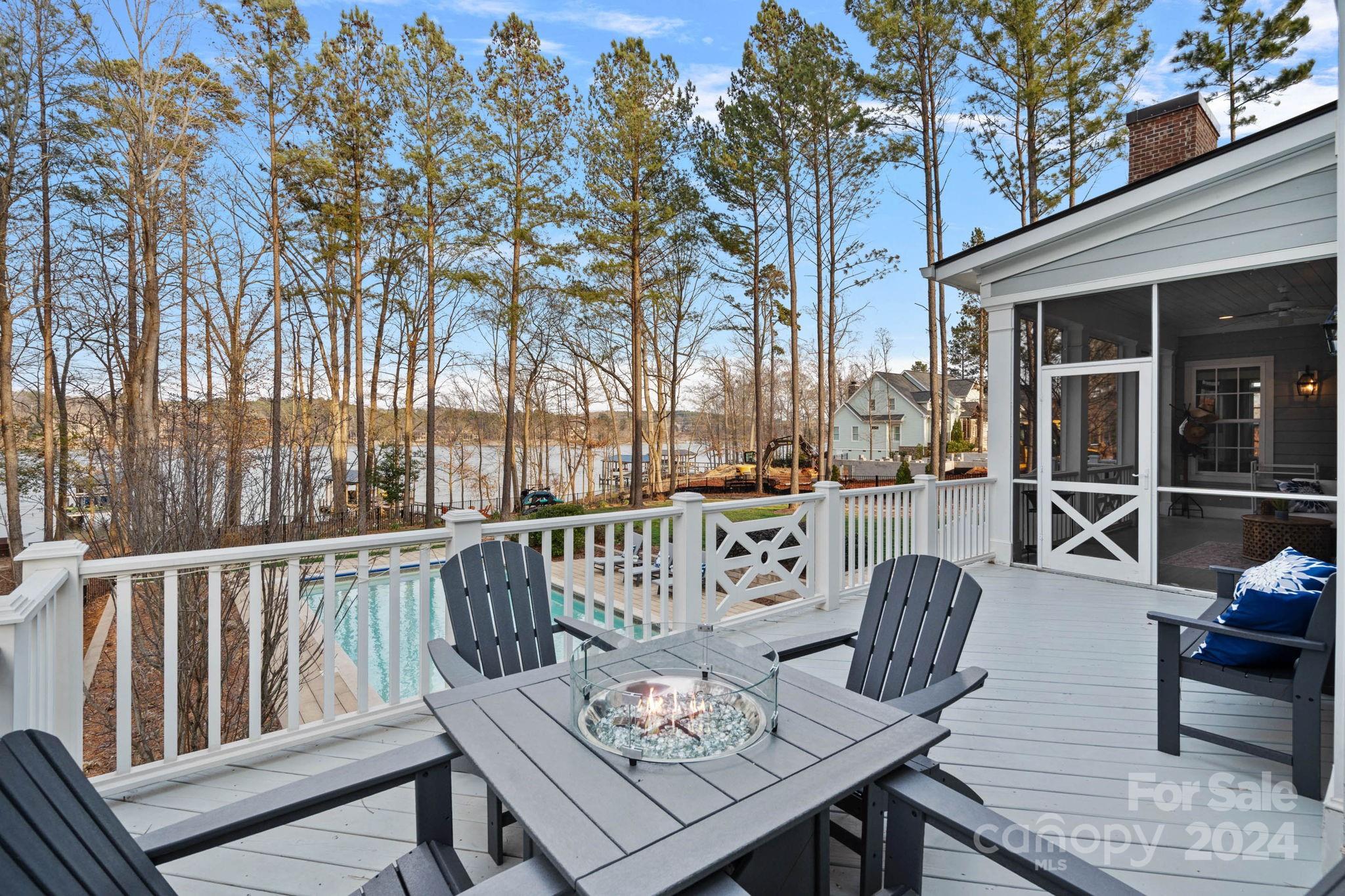 McLean - South Shore - Residential