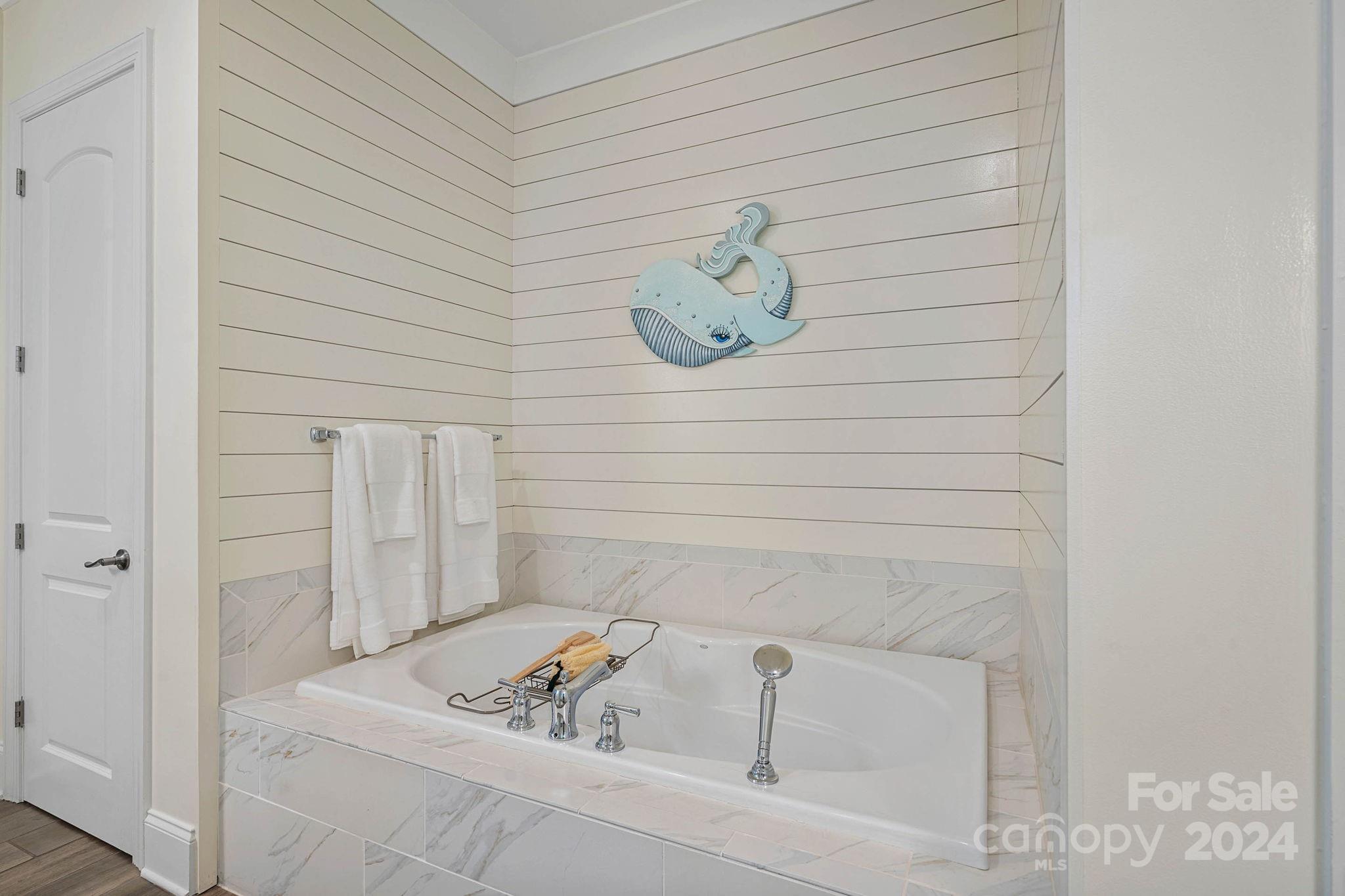 McLean - South Shore - Residential