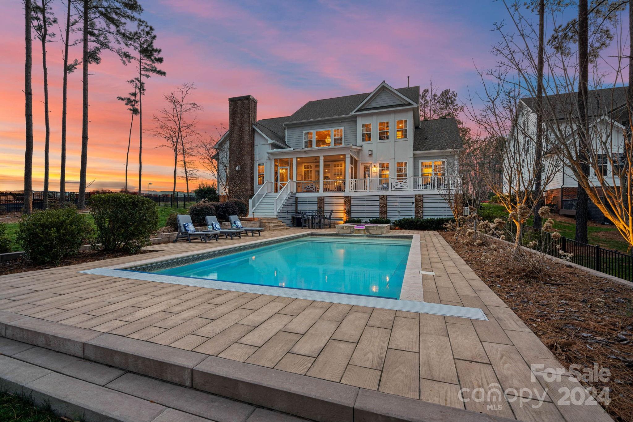 McLean - South Shore - Residential