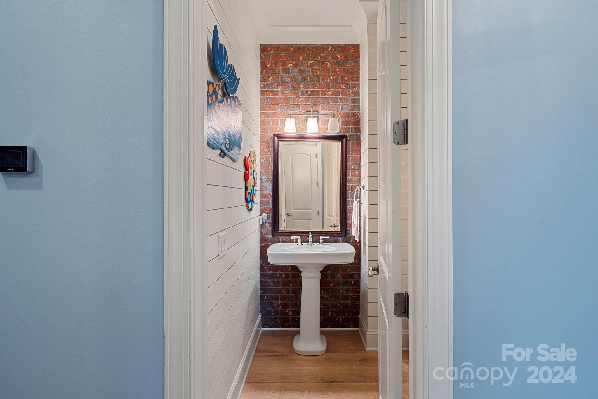 McLean - South Shore - Residential