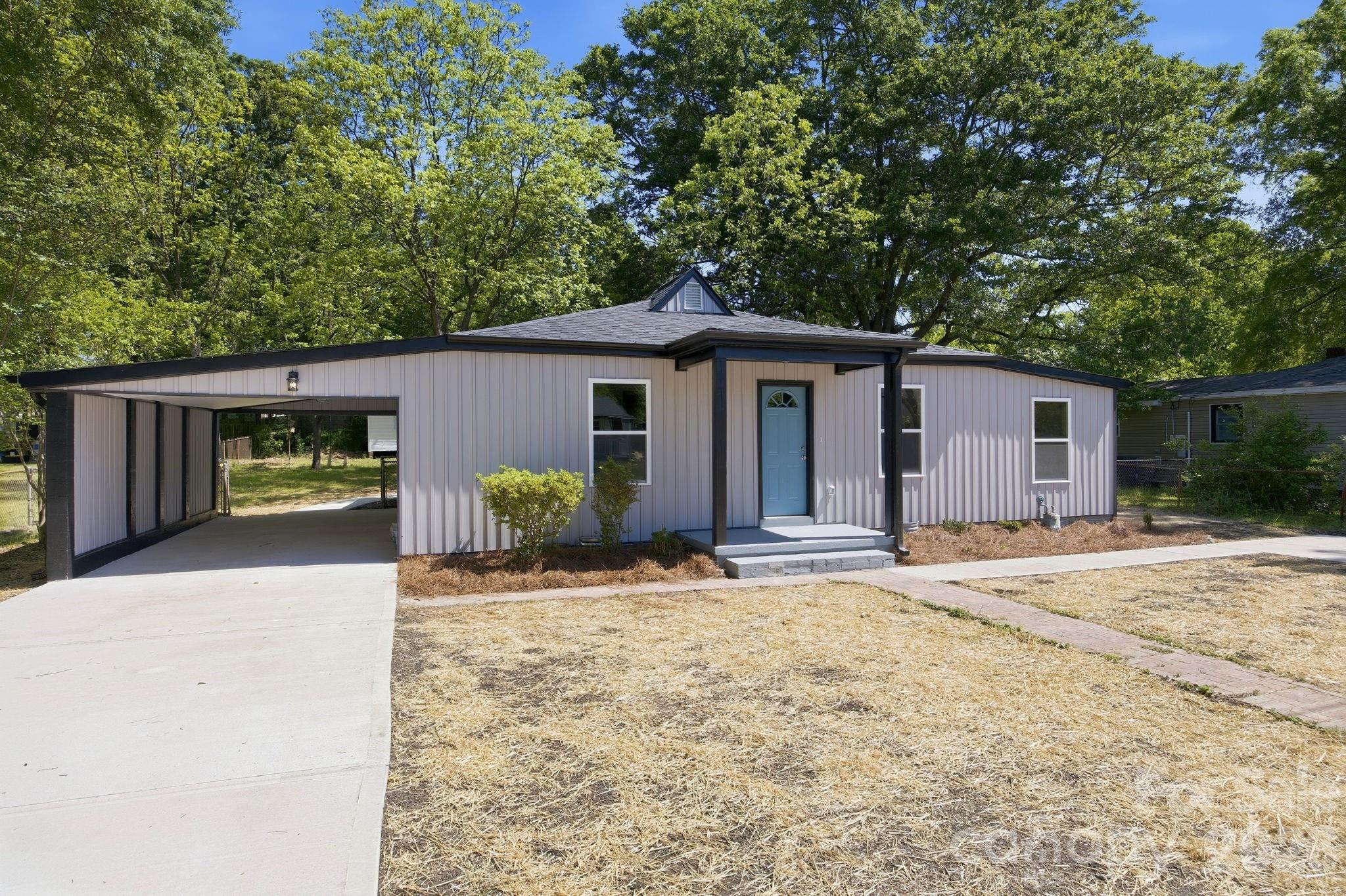 308 HIGHLAND Avenue SW