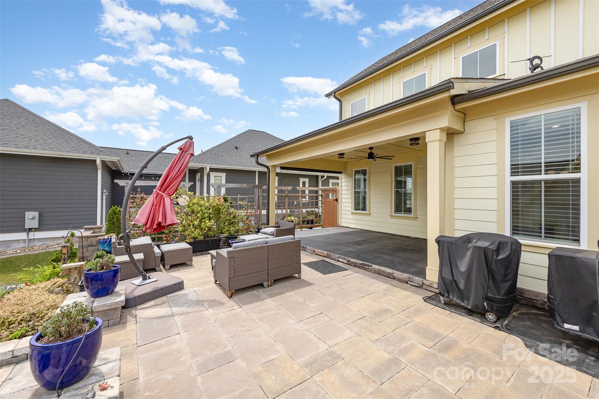 Riverwalk - Residential