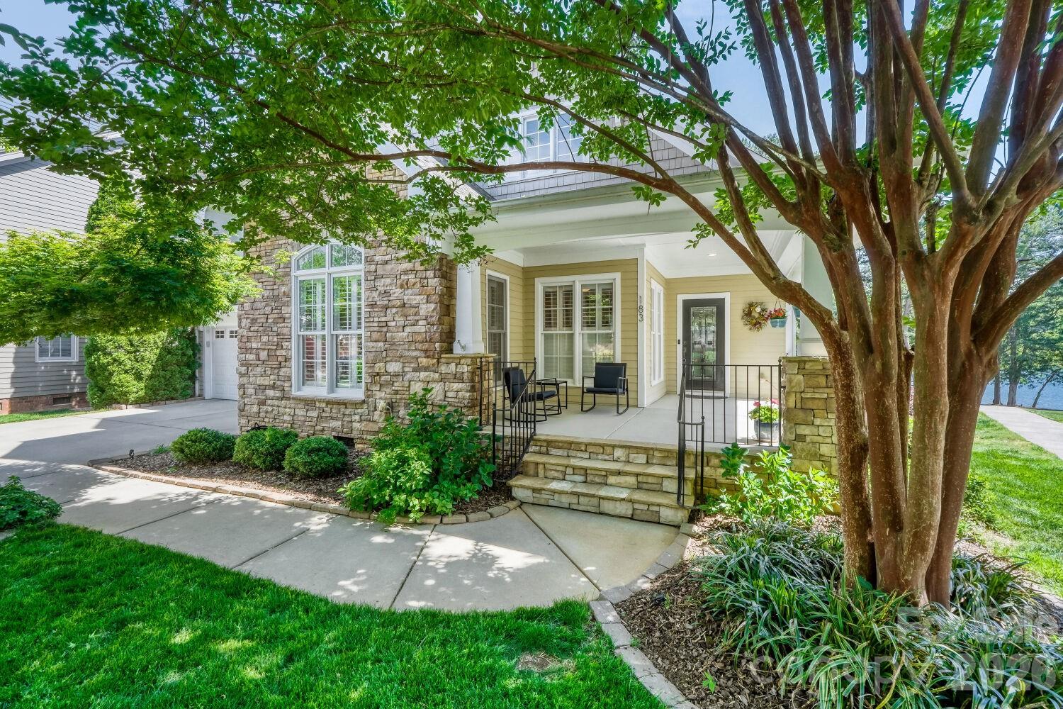 183 Lavender Bloom Loop