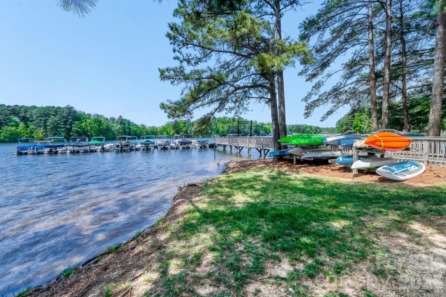 Davidson Pointe - Residential