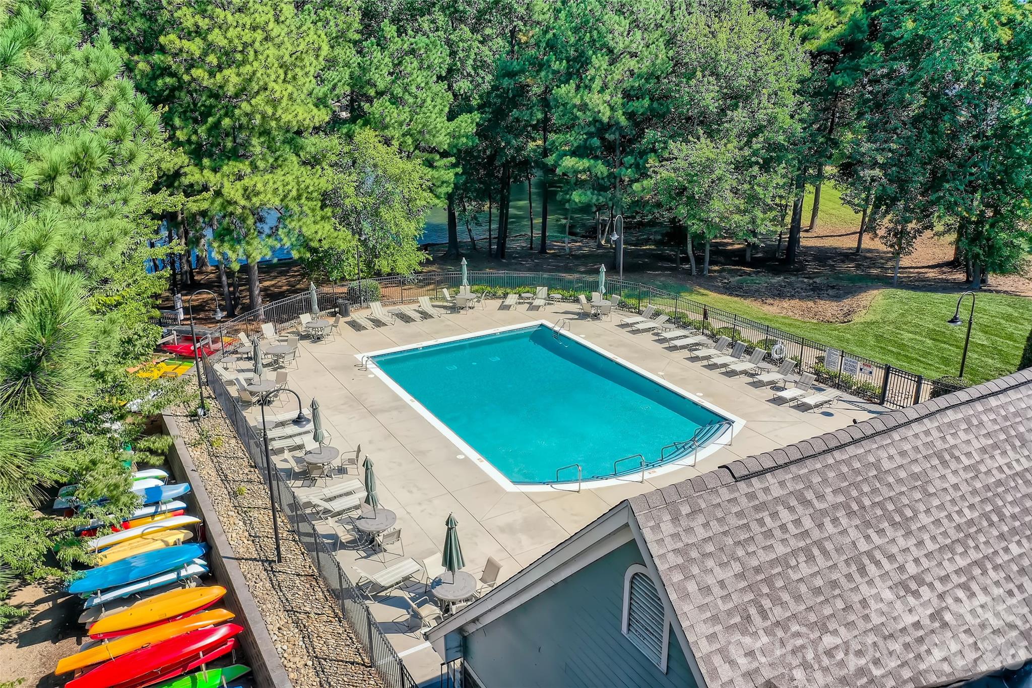 Davidson Pointe - Residential