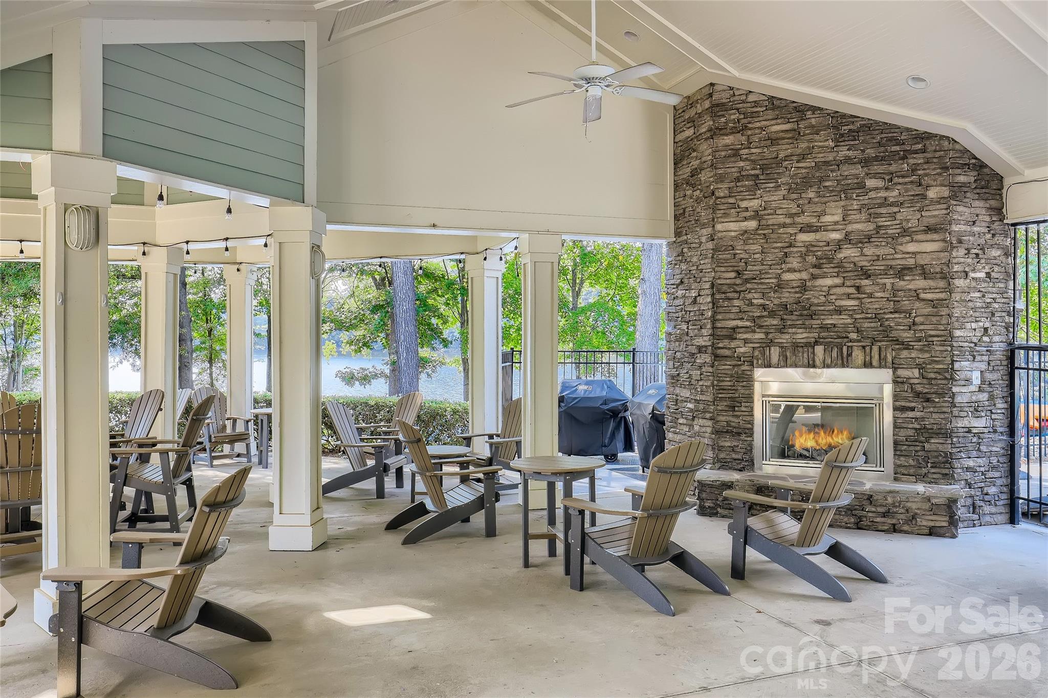 Davidson Pointe - Residential