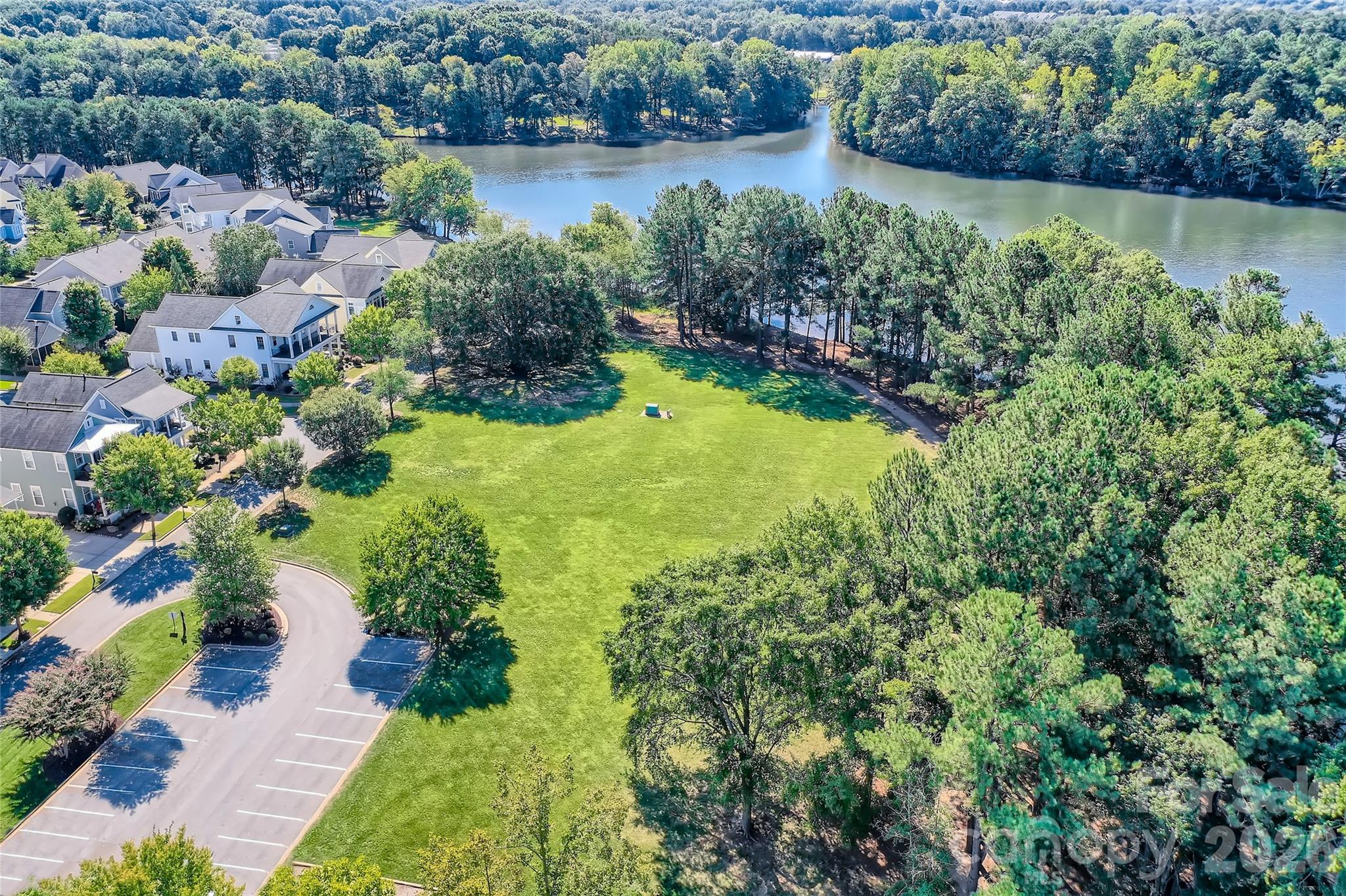 Davidson Pointe - Residential