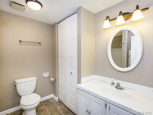 Twelve Oaks - Residential