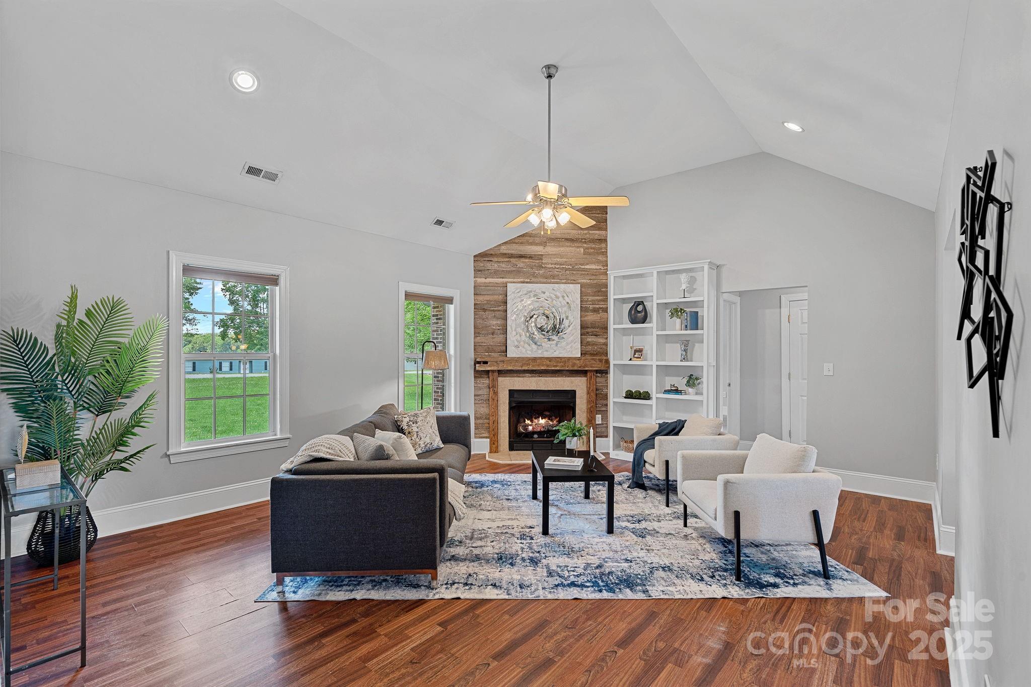 7478 Pine Ridge Drive