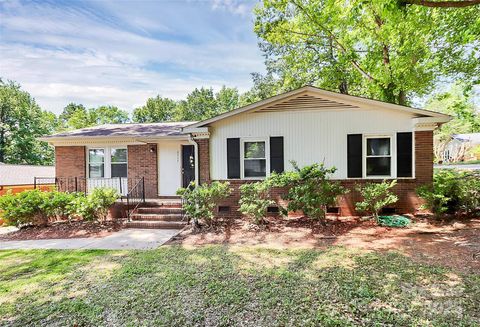 6517 Paleface Place Charlotte NC 28214