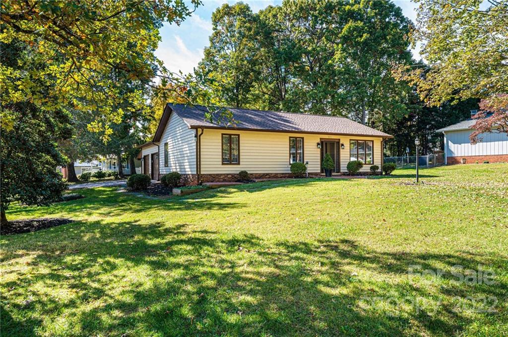 Sandy Pines - Residential