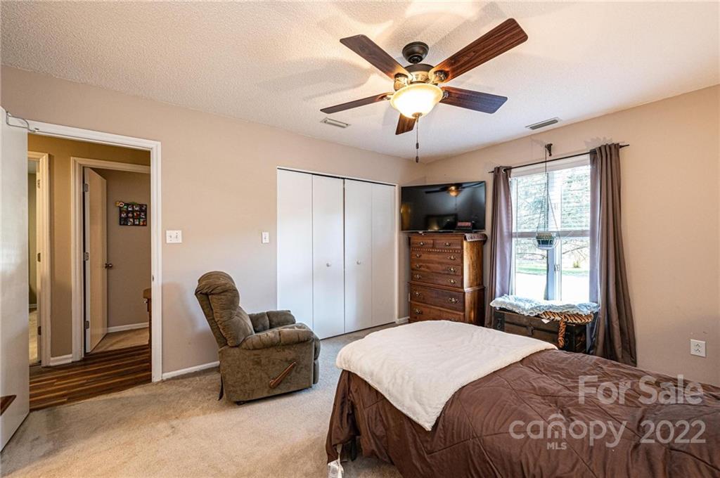 Sandy Pines - Residential