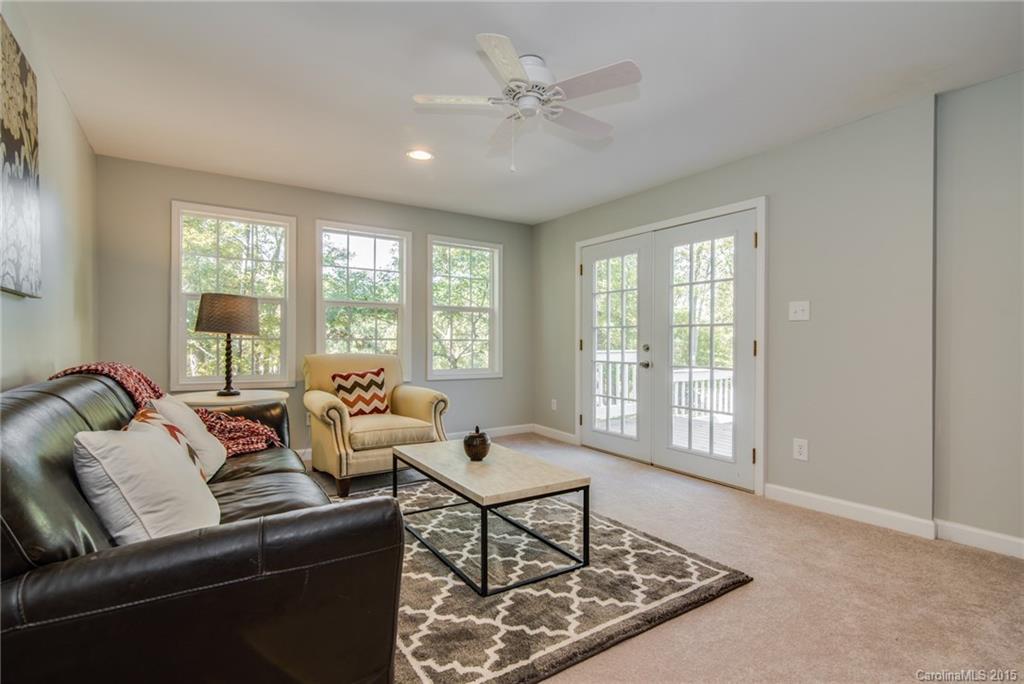 Tega Cay - Residential