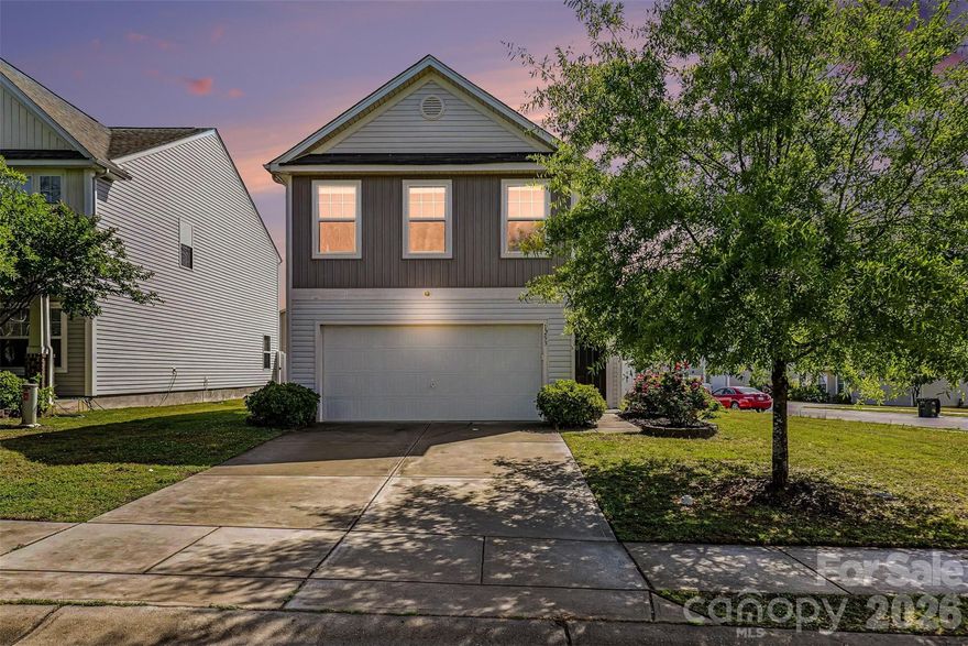 This well-maintained 3-bedroom, 2.5-bath home sits on a desirable corner lot and offers a great mix of comfort and practicality. Located just a short drive to both Charlotte and Rock Hill, you’ll have easy access to shopping, dining, and major commuter routes.
The kitchen features granite countertops, stainless steel appliances, a pantry, and a breakfast bar, and opens up to a spacious living room and dining area. This home is perfect for everyday living and entertaining.
Upstairs, there’s a flexible loft space along with three generously sized bedrooms. Out back, you’ll find a large deck overlooking a private, fenced yard—ideal for relaxing and soaking up the sun. Move-in ready and easy to enjoy, this home is ready for its next owner.