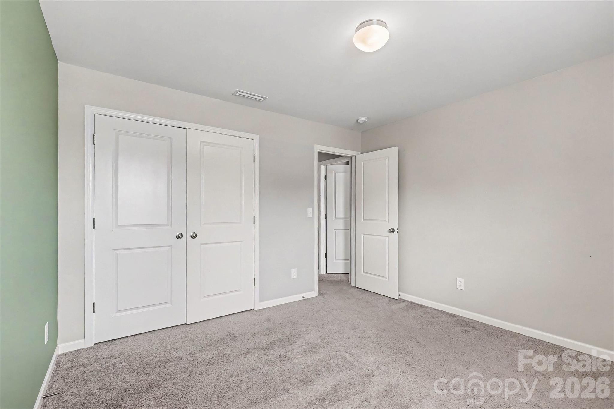 Newport Lakes - Residential