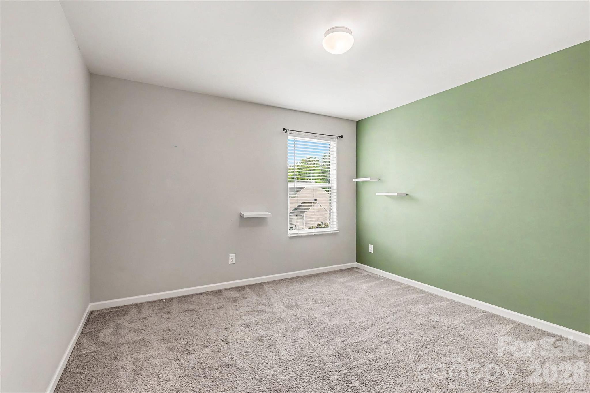 Newport Lakes - Residential