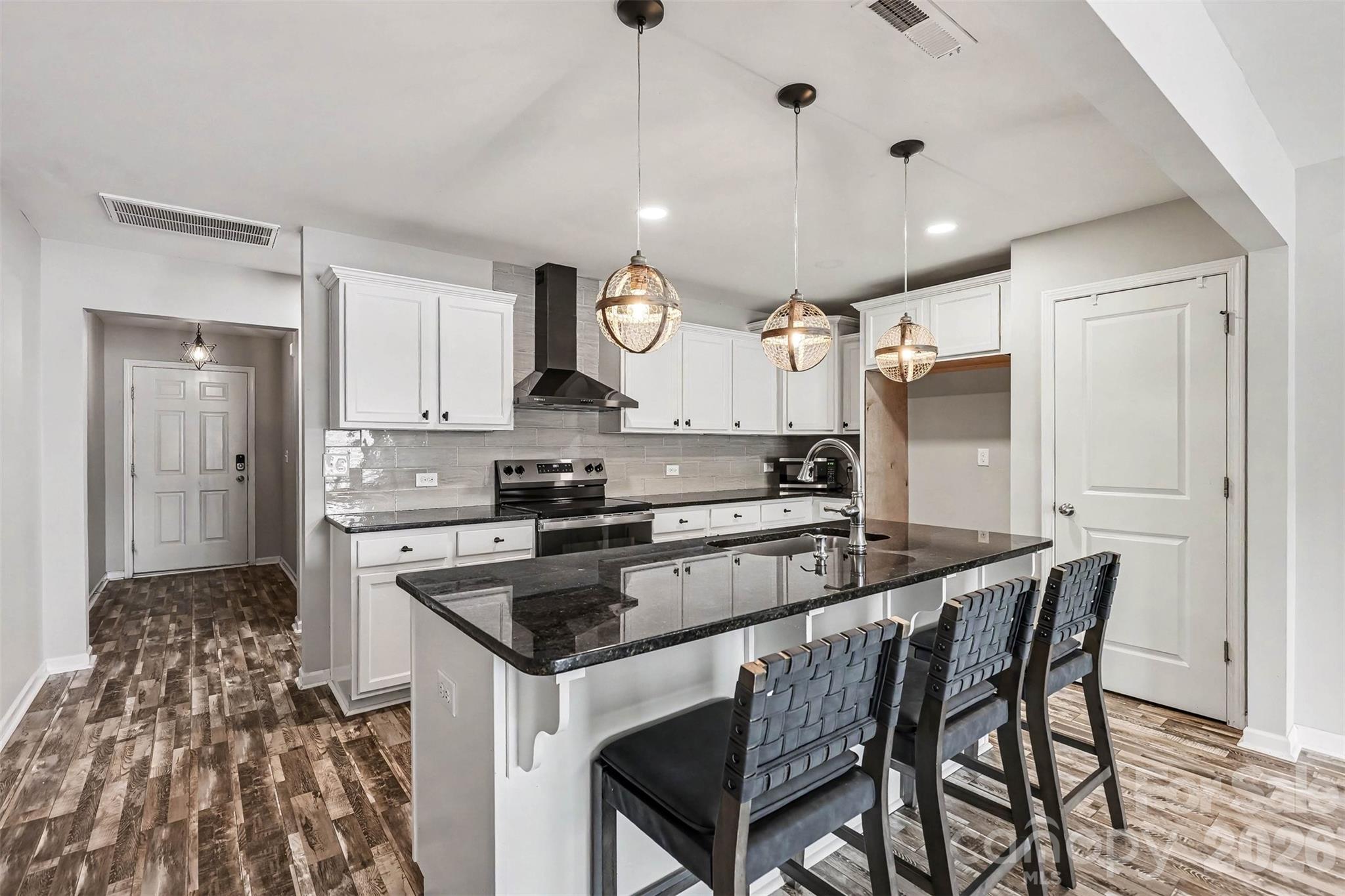 Newport Lakes - Residential