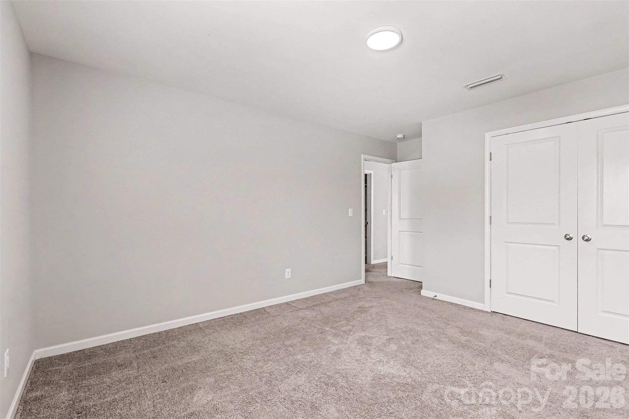 Newport Lakes - Residential