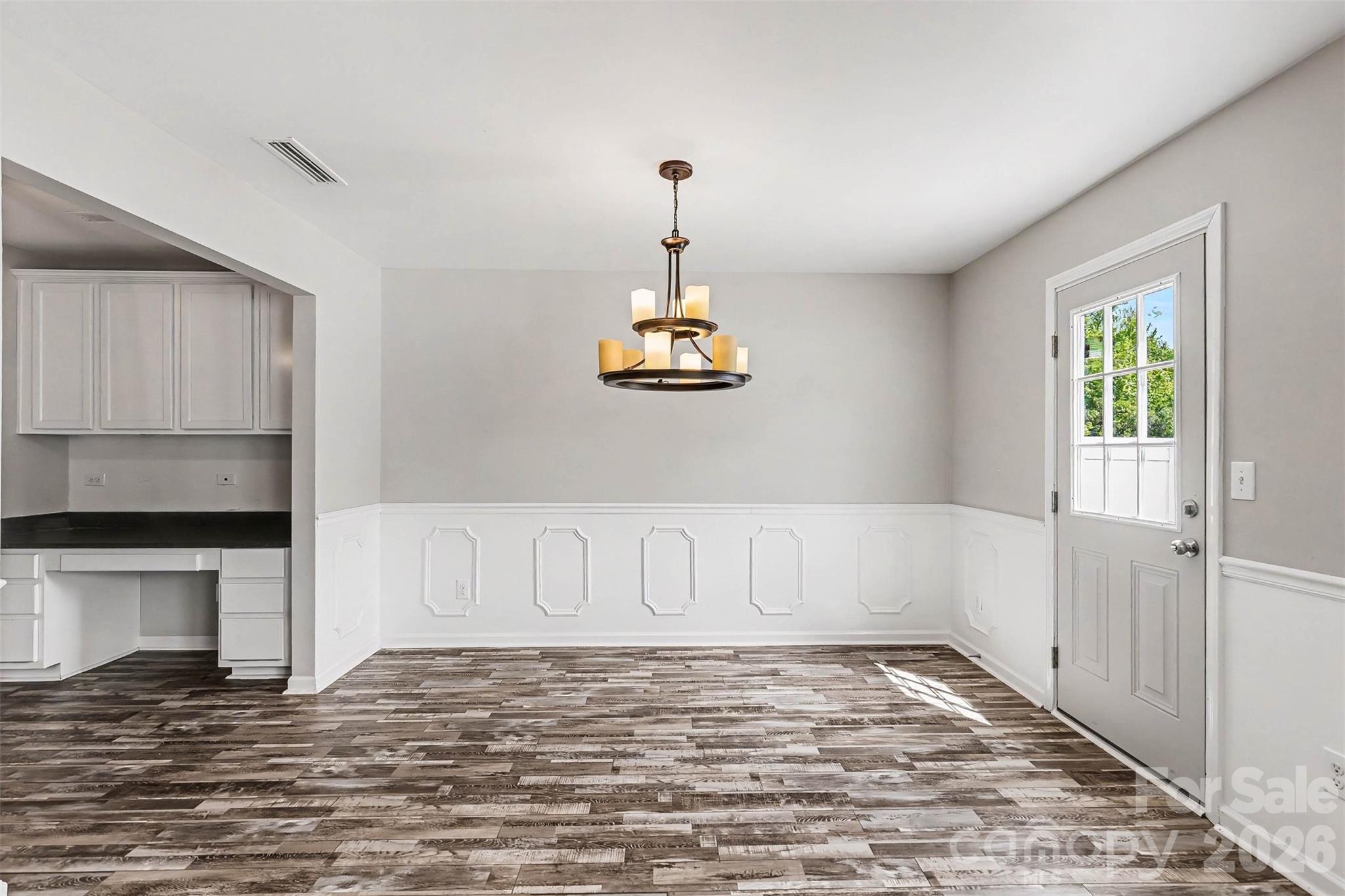 Newport Lakes - Residential