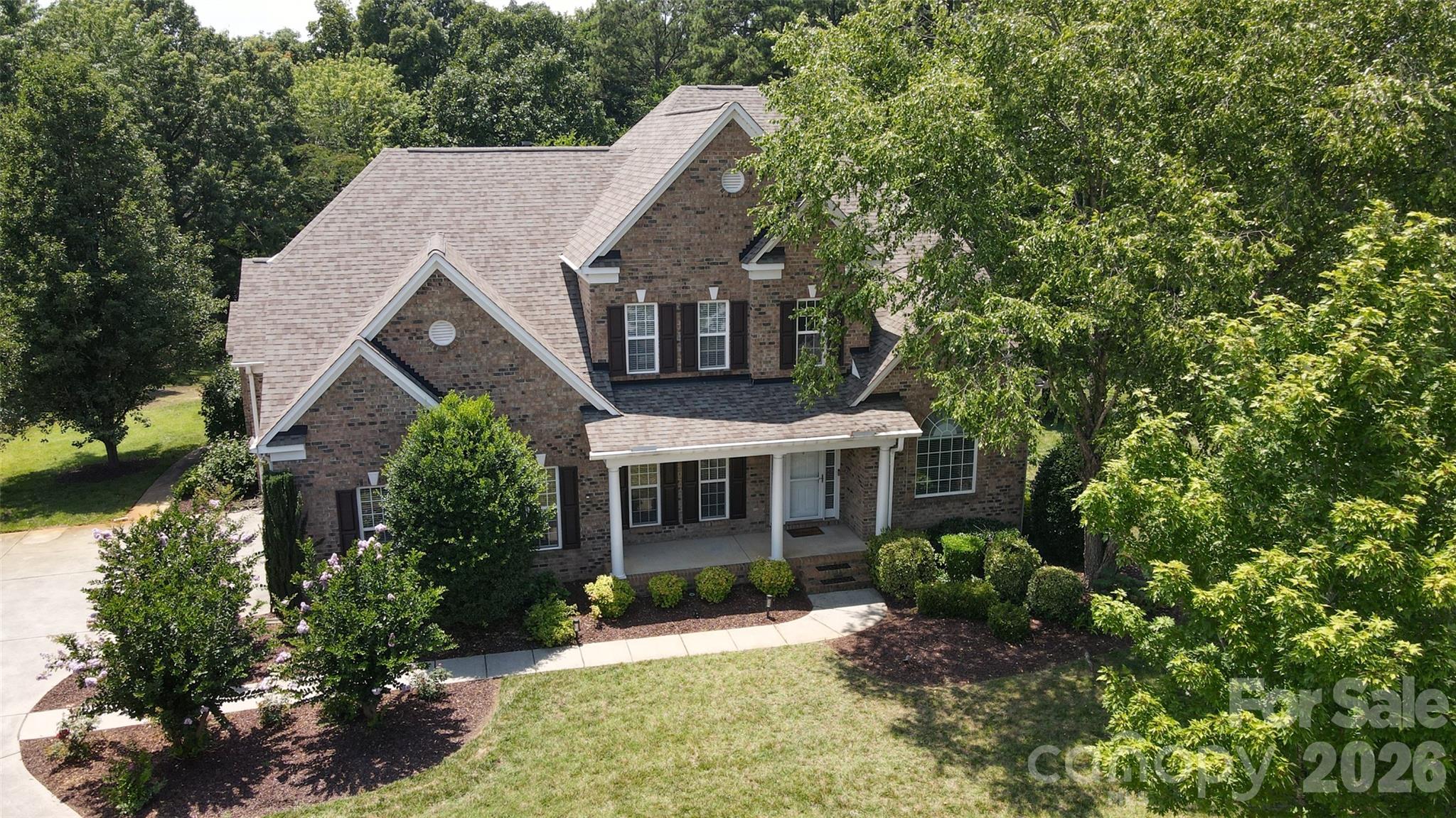 699 Beacontree Court NW
